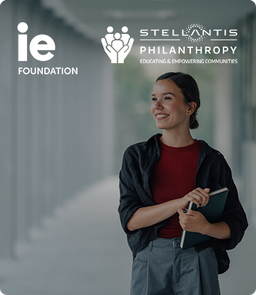 Enlace a Formación digital con IE & Stellantis