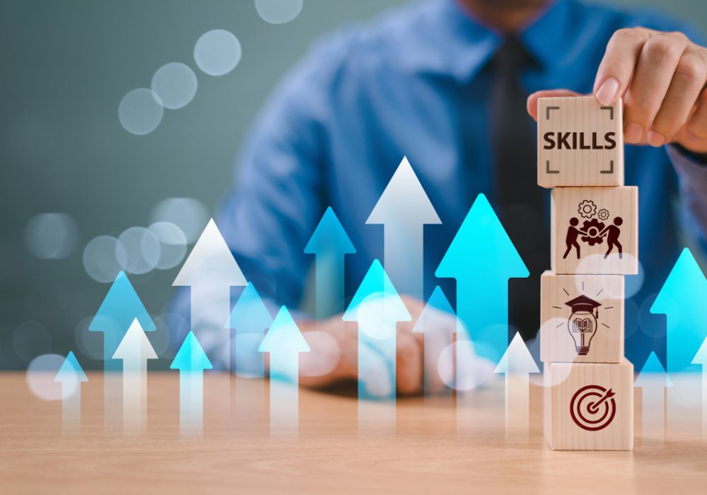 Habilidades y Estrategias Clave para Impulsar tu Carrera Profesional en 2026