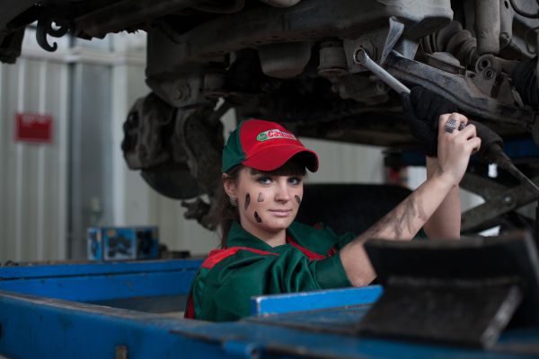 ¿Qué se puede hacer sin la ESO? Te sorprenderás de las oportunidades.