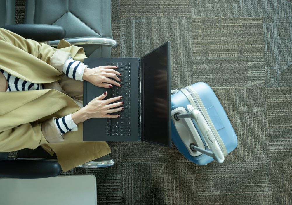 Trabajar en el Extranjero: Guía Completa de Trámites Legales y Adaptación Cultural